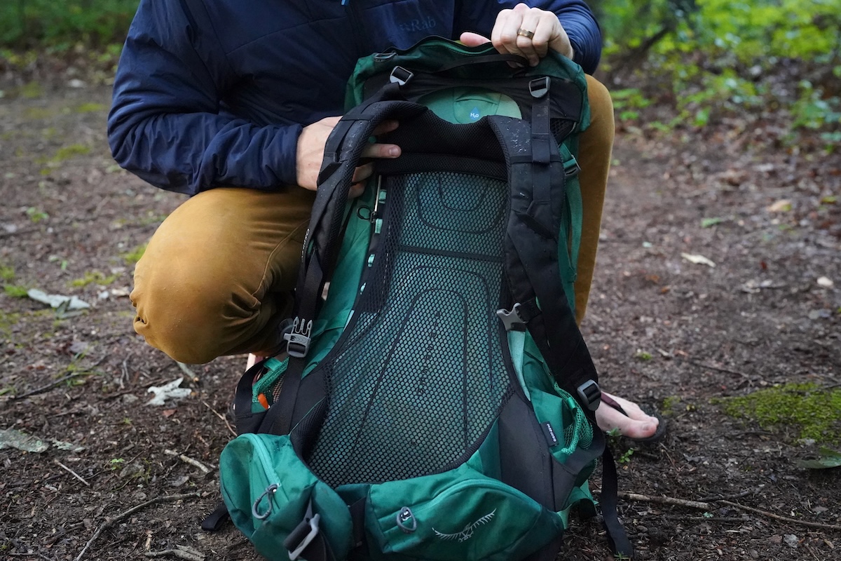 Ventilated Osprey backpanel