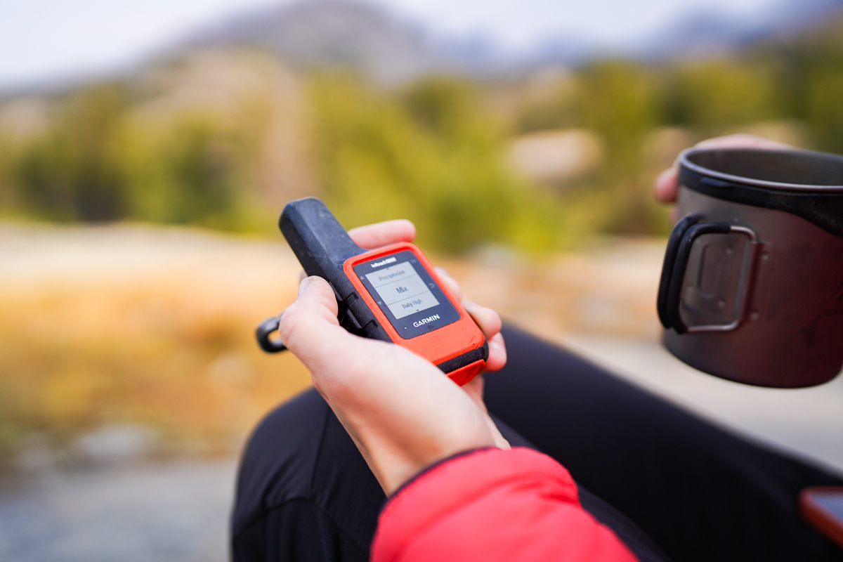 The small size of the Garmin inReach Mini 2