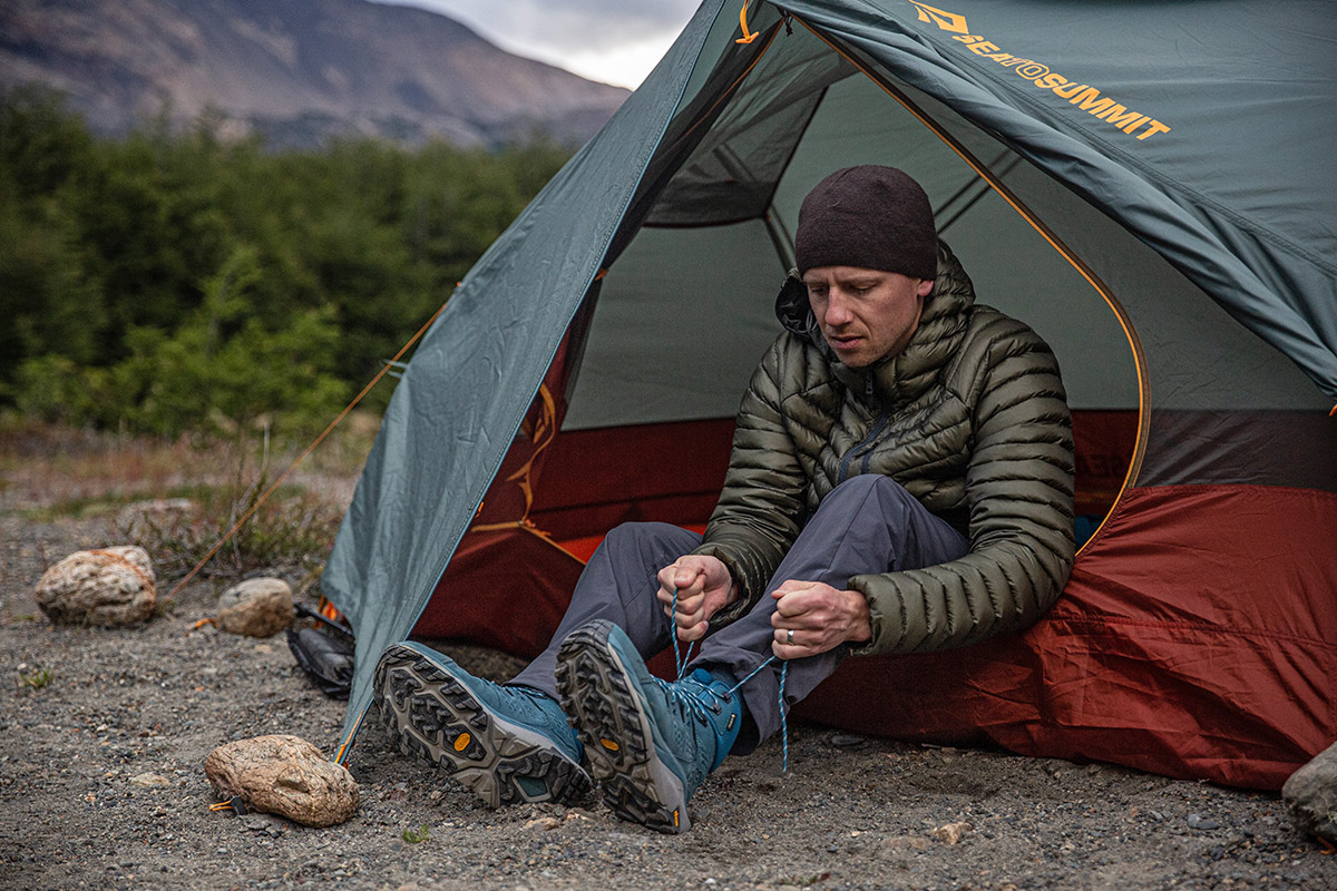 Hoka Kaha 2 GTX hiking boot (tying shoes in the tent)