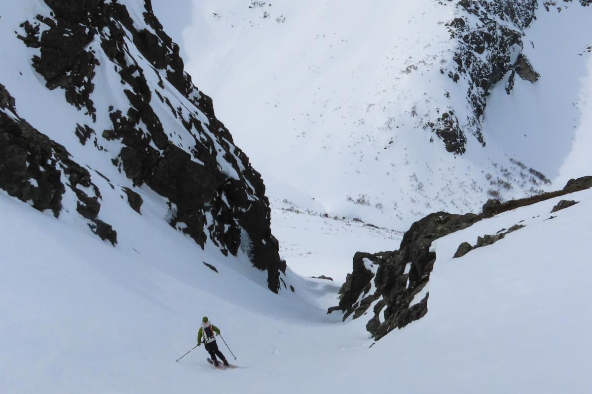 HyperliteCrux40_Couloirskiing_SkiBackpack_18