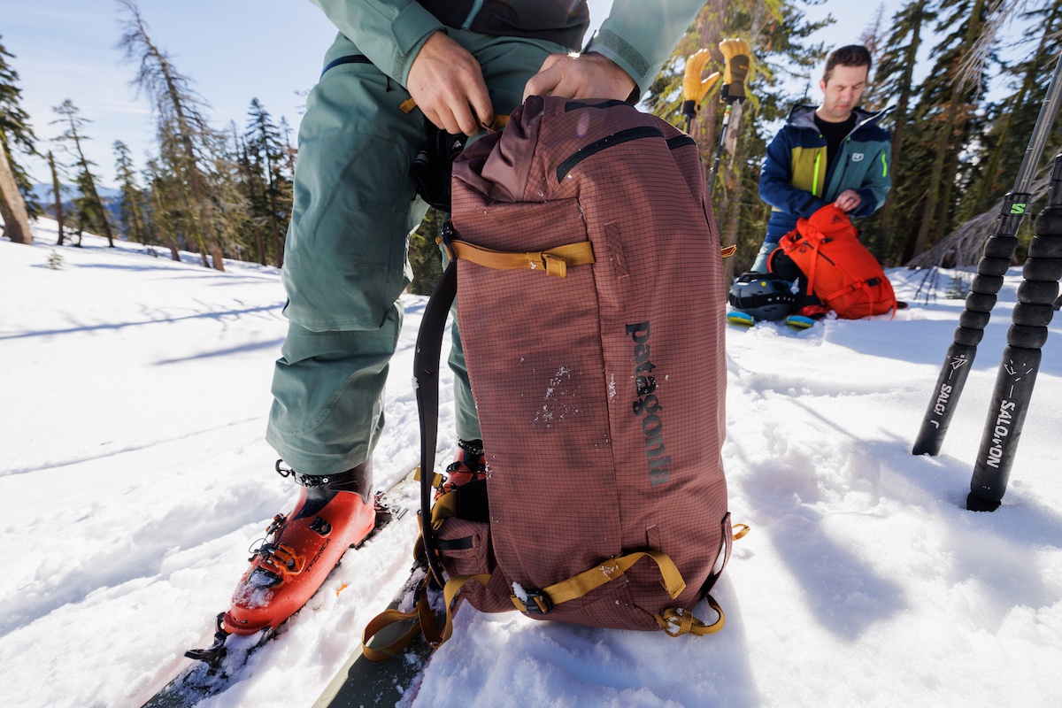 HyperliteCrux40_PatagoniaCompetition_SkiBackpack