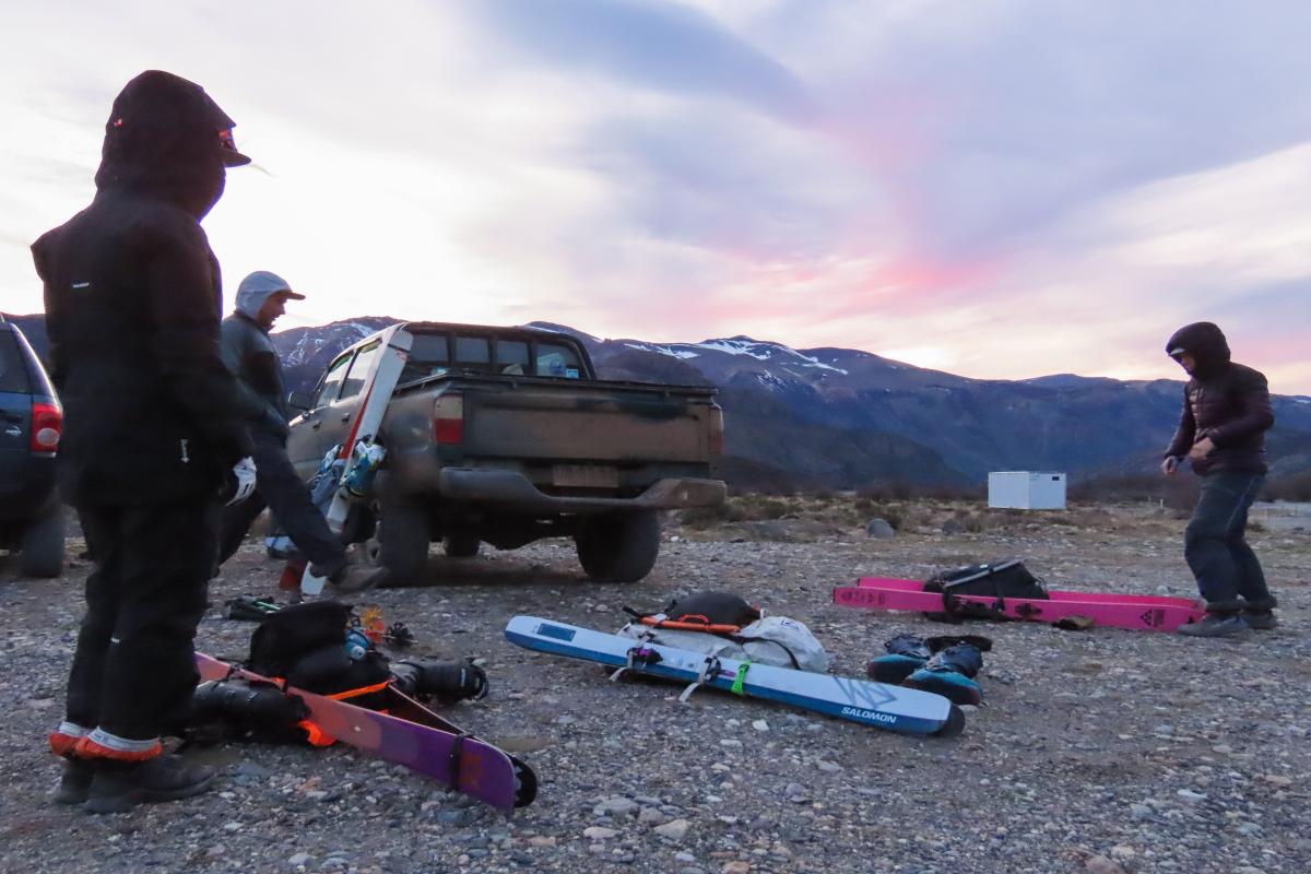 HyperliteCrux40_parkinglotpacking_SkiBackpack_5