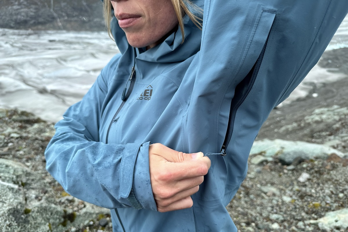 REI co-op XeroCloud rain jacket - undoing the pit zip